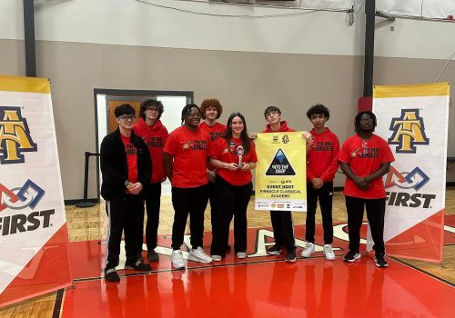 Pinnacle Classical Academy robotics team advances to state championship